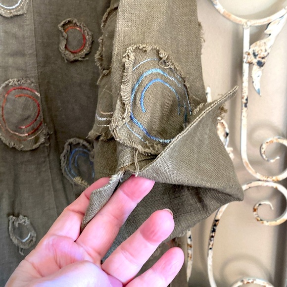 Sassy Linen Distressed Duster, Medium, Boutique Brand, Taupe - Picture 4 of 6